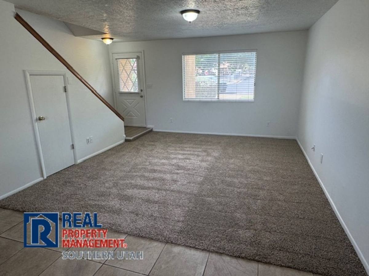 Townhouse for rent at 1727 W 950 N, Saint George, UT 84770