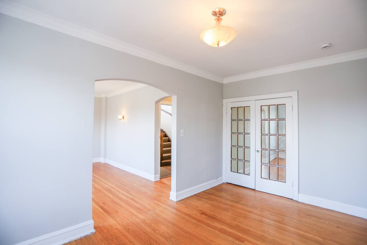 Apartment for rent at 4943 W Belle Plaine Ave #2A, Chicago, IL 60641