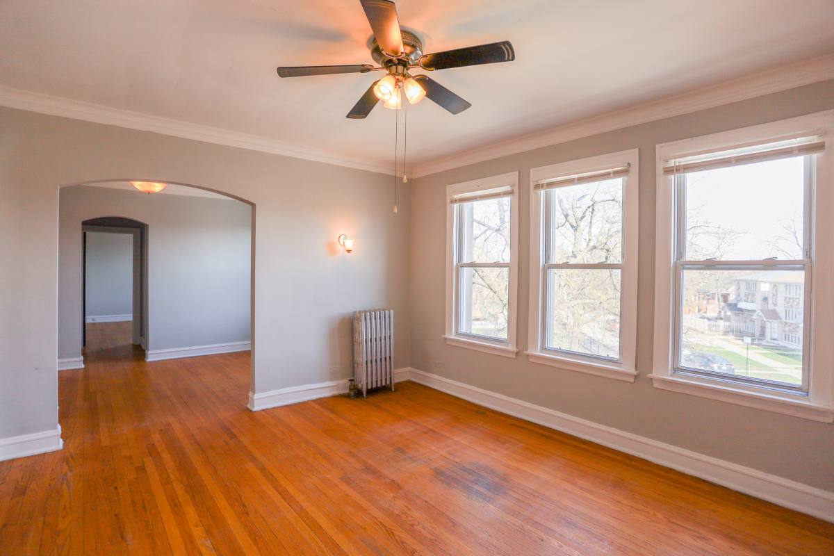 Apartment for rent at 4943 W Belle Plaine Ave #2A, Chicago, IL 60641