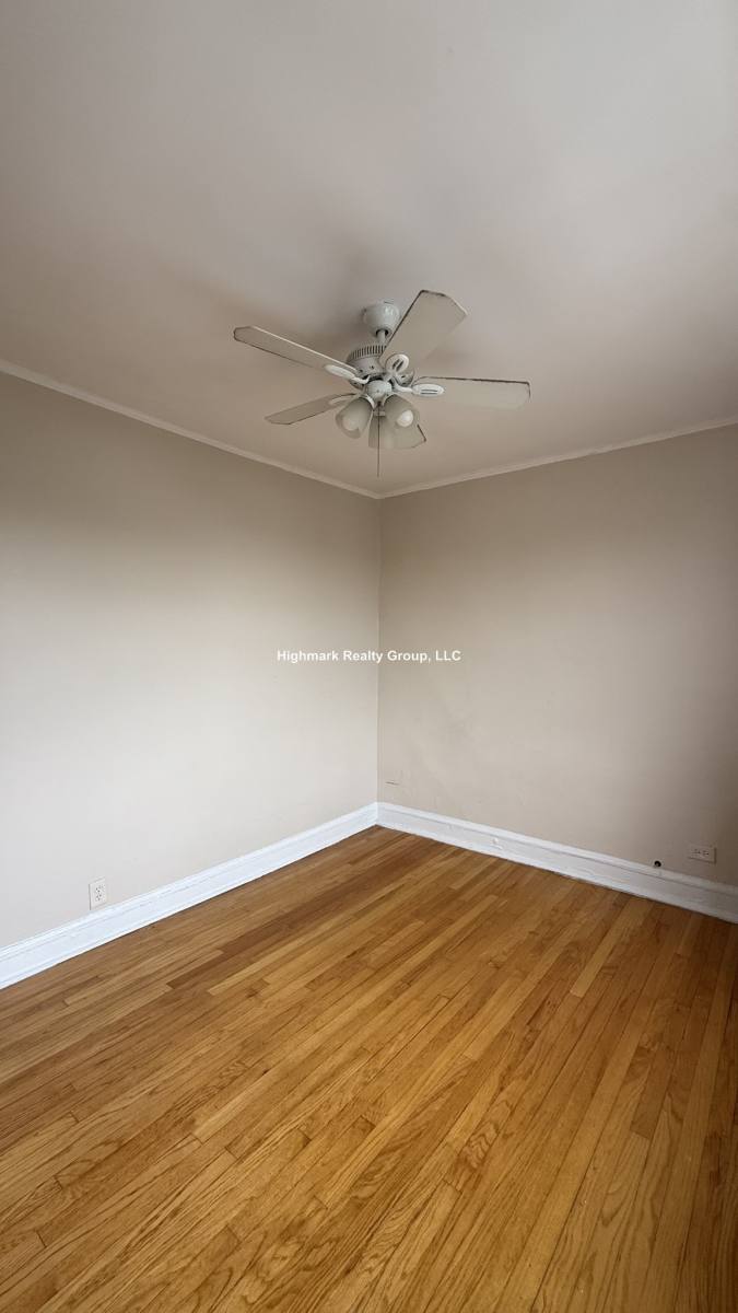Apartment for rent at 2342 W Touhy #3AB, Chicago, IL 60645