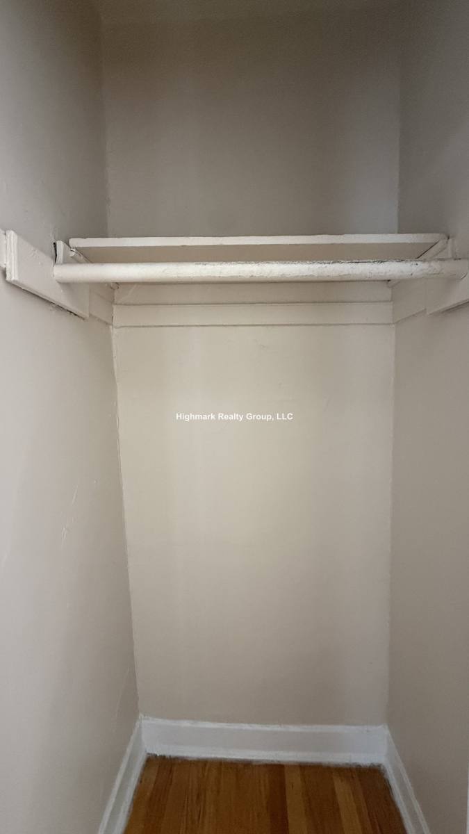 Apartment for rent at 2342 W Touhy #3AB, Chicago, IL 60645