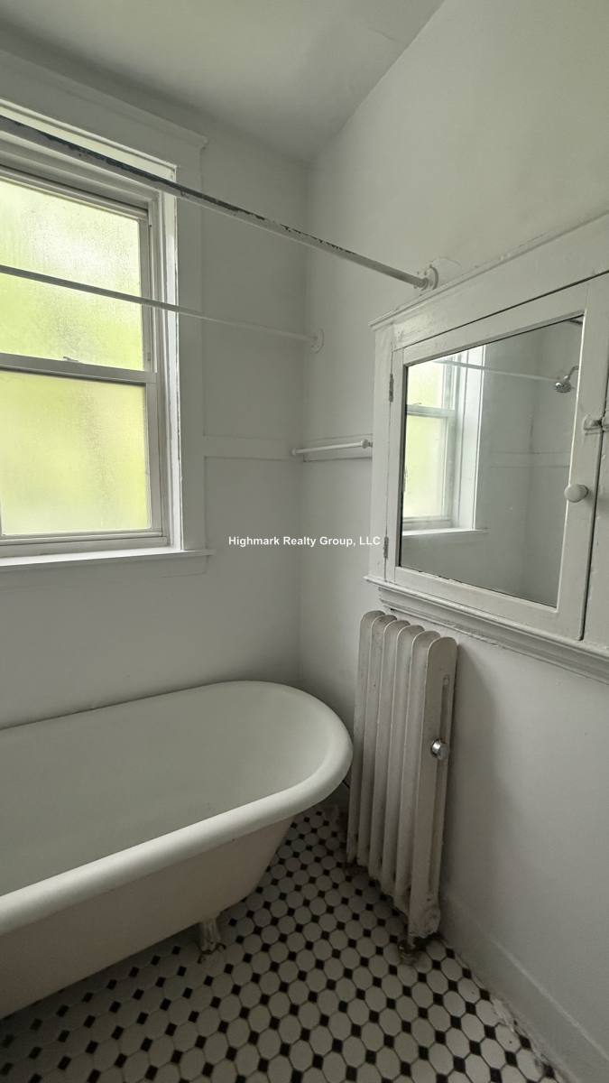Apartment for rent at 4866 N Magnolia, Chicago, IL 60640