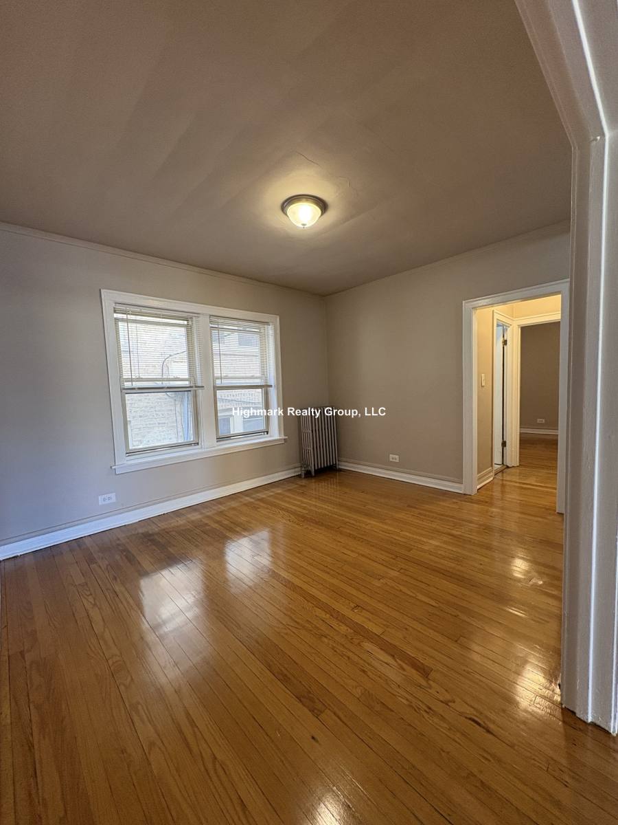 Apartment for rent at 4259 W Addison St #4, Chicago, IL 60641