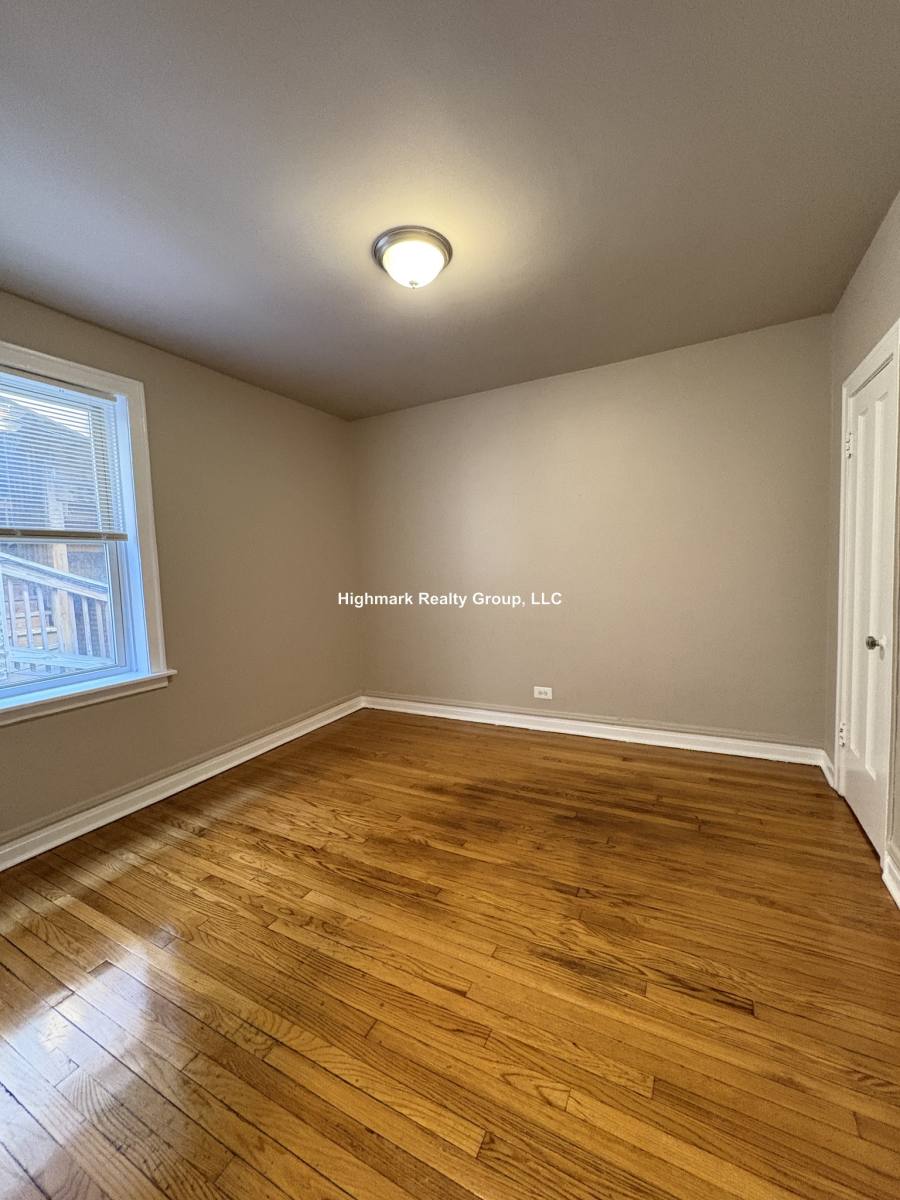 Apartment for rent at 4259 W Addison St #4, Chicago, IL 60641