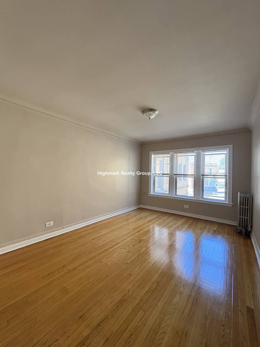 Apartment for rent at 4259 W Addison St #4, Chicago, IL 60641