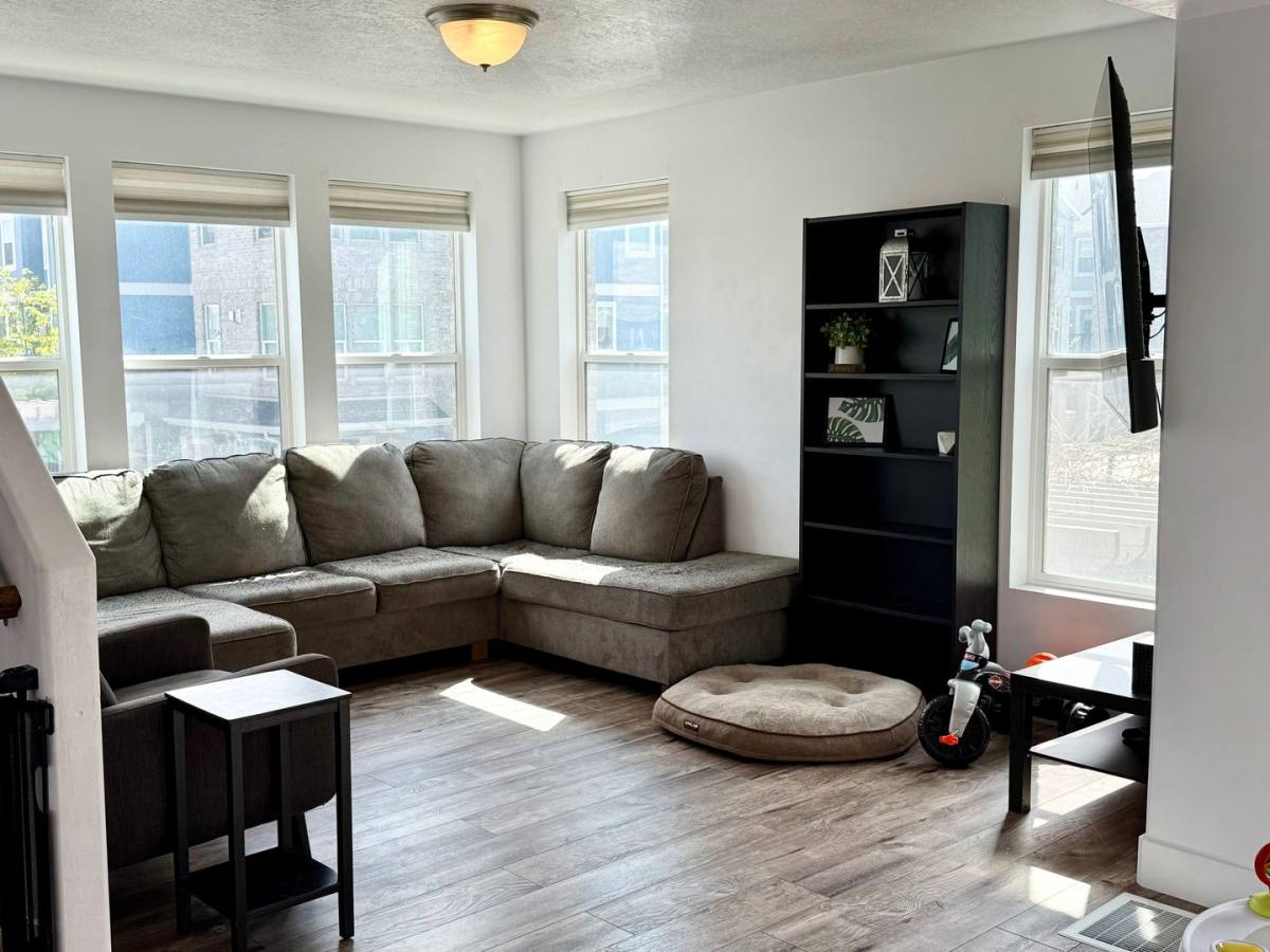 Townhouse for rent at 1780 W Torlundy, Riverton, UT 84065