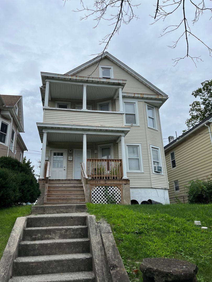 Apartment for rent at 137 Washington St, Poughkeepsie, NY 12601