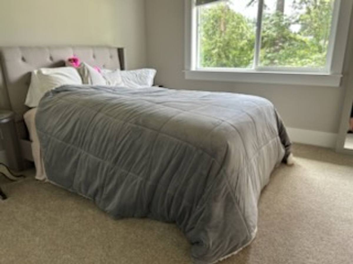 House for rent at 4942 229th Ave SE, Issaquah, WA 98029