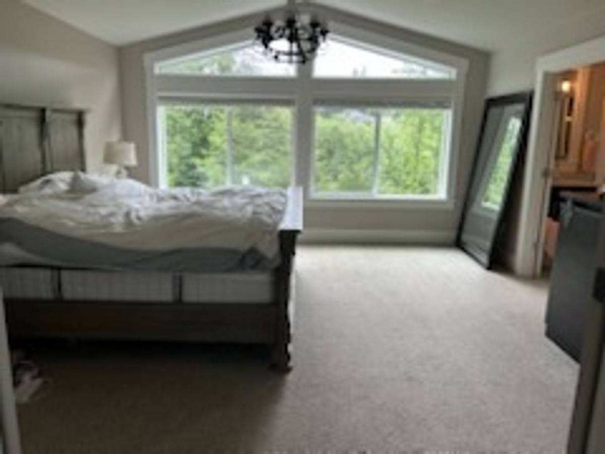 House for rent at 4942 229th Ave SE, Issaquah, WA 98029
