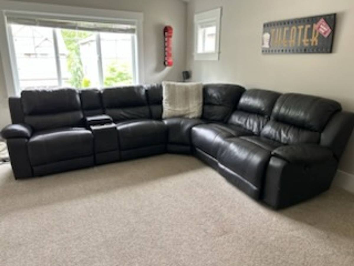 House for rent at 4942 229th Ave SE, Issaquah, WA 98029