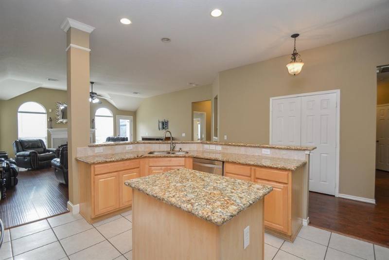 House for rent at 4914 Surrey Park Circle, Katy, TX 77494