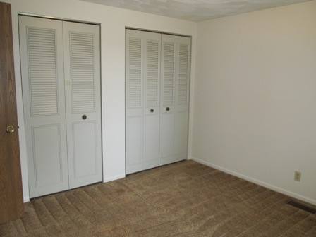 Townhouse for rent at 7686 M-71, Durand, MI 48429