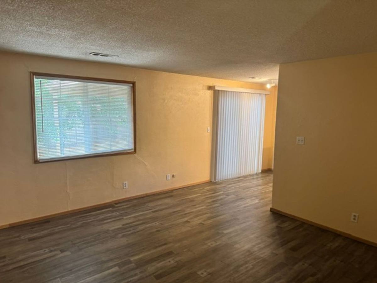 Apartment for rent at 848 Olympic Ave, Medford, OR 97504