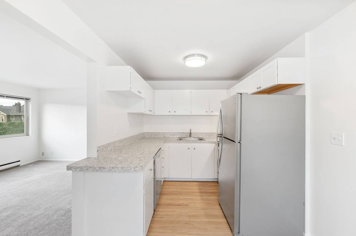 Apartment for rent at 5502 29th Ave NE, Seattle, WA 98105