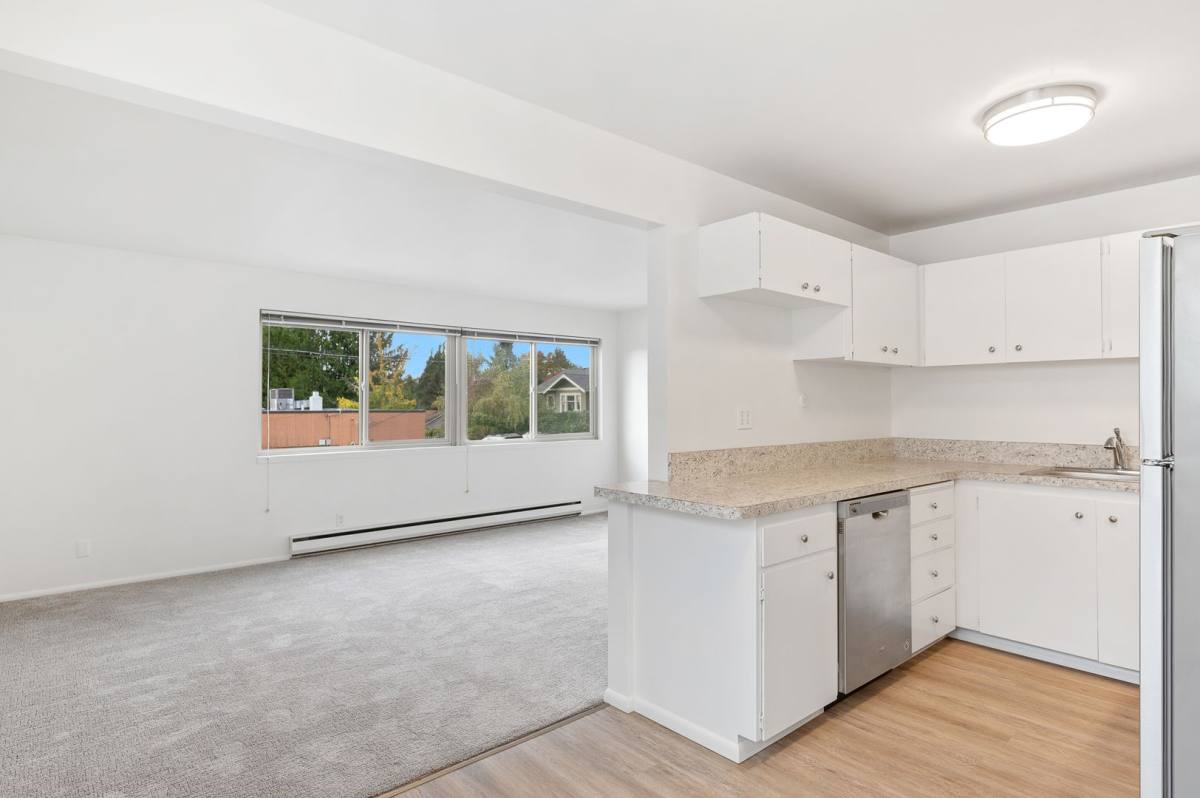 Apartment for rent at 5502 29th Ave NE, Seattle, WA 98105