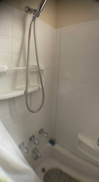 Apartment for rent at 370 S Highland Ave #4, Pittsburgh, PA 15206
