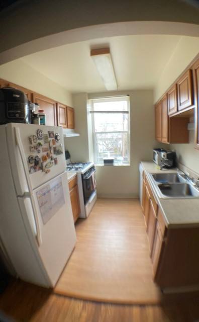 Apartment for rent at 370 S Highland Ave #4, Pittsburgh, PA 15206