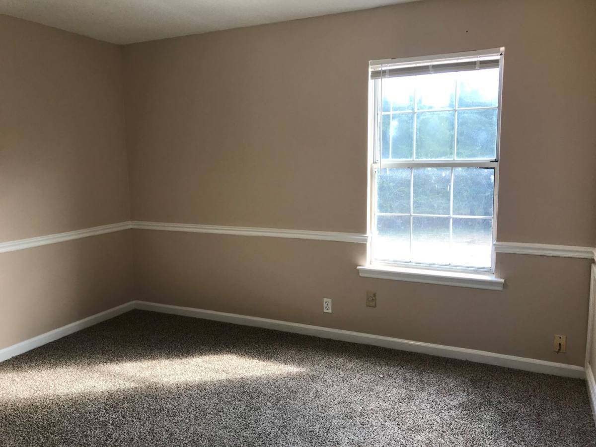 Apartment for rent at 2563B Carriage Dr, Murfreesboro, TN 37128