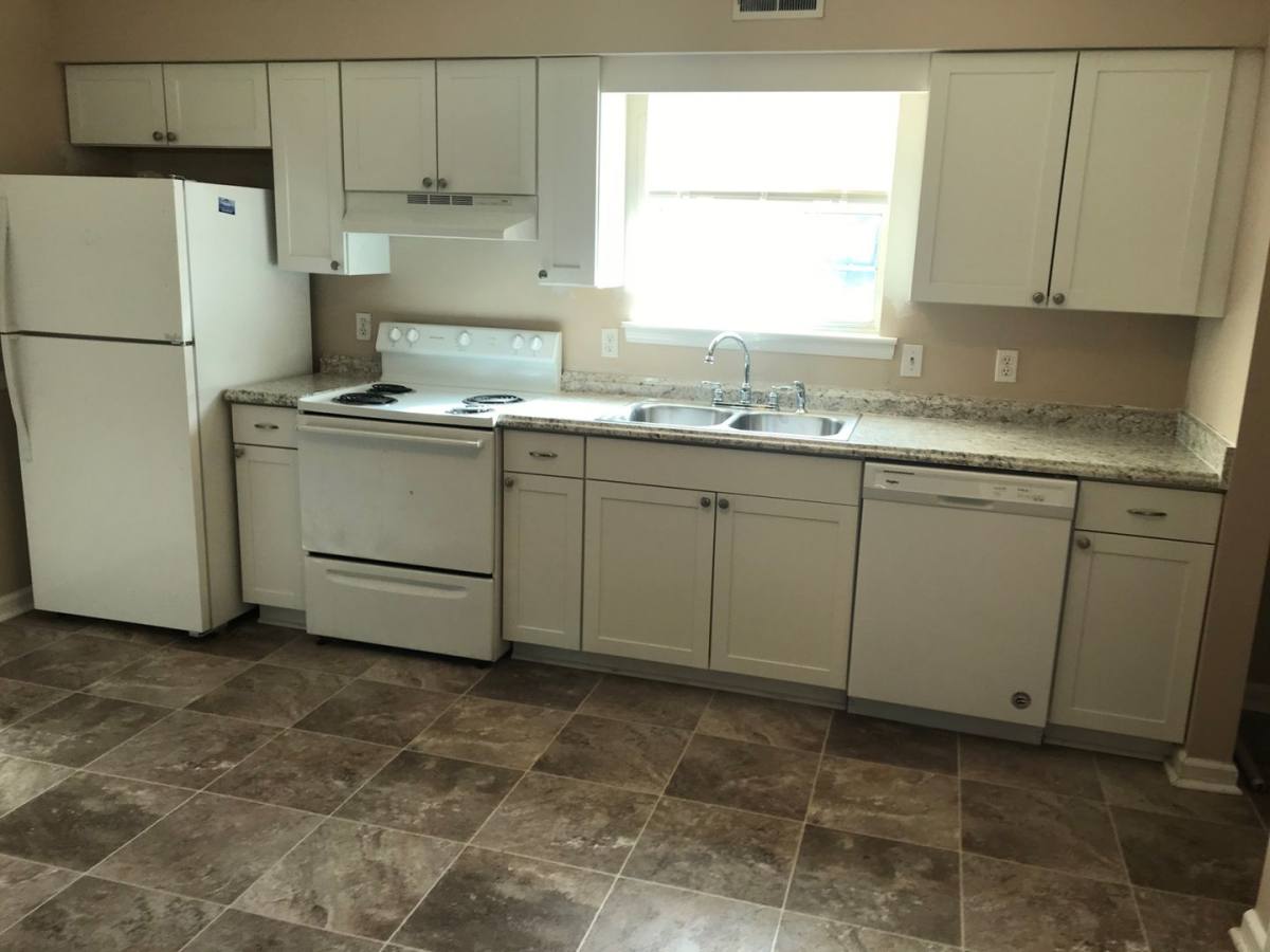 Apartment for rent at 2563B Carriage Dr, Murfreesboro, TN 37128