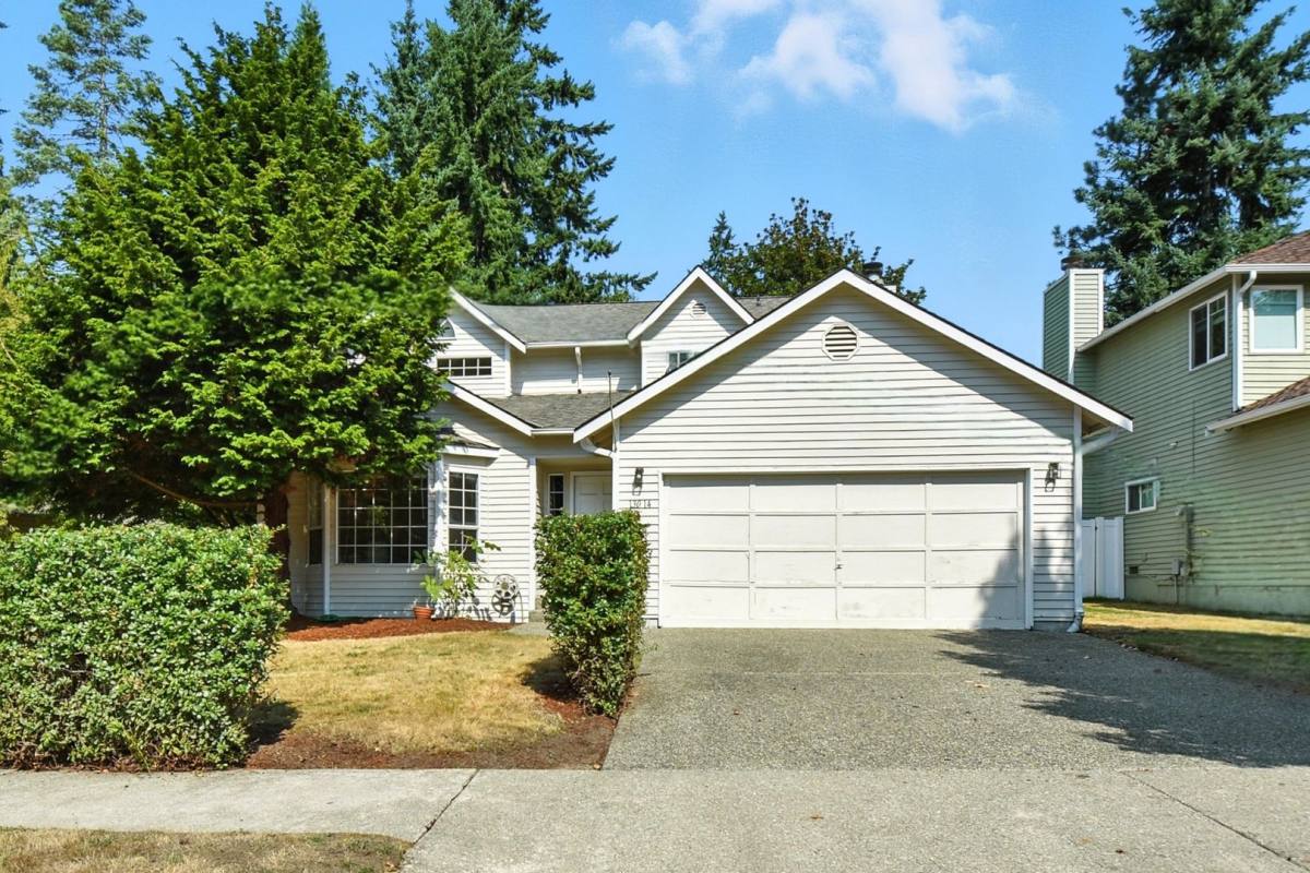 House for rent at 13014 NE 101st Place, Kirkland, WA 98033