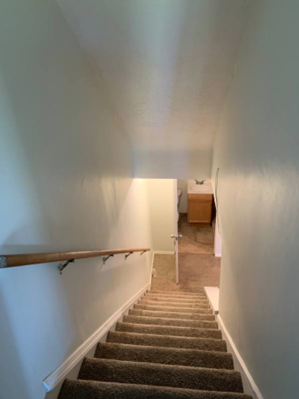 Townhouse for rent at 1521 Dunluce Dr, Pittsburgh, PA 15227