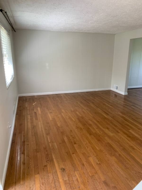 Townhouse for rent at 1521 Dunluce Dr, Pittsburgh, PA 15227