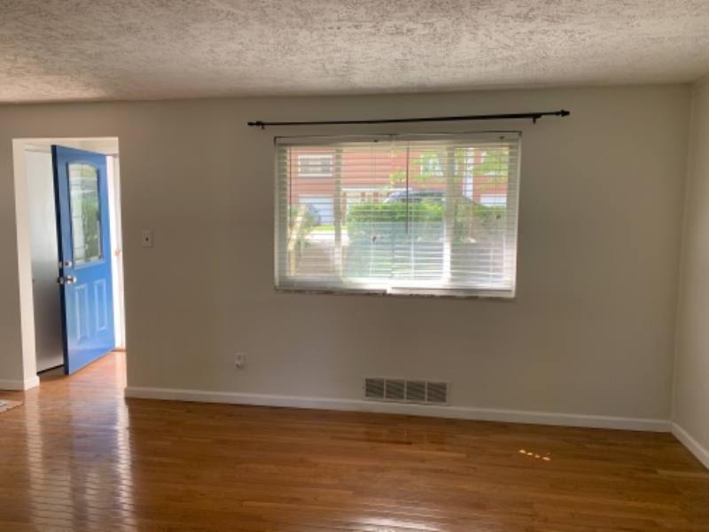 Townhouse for rent at 1521 Dunluce Dr, Pittsburgh, PA 15227