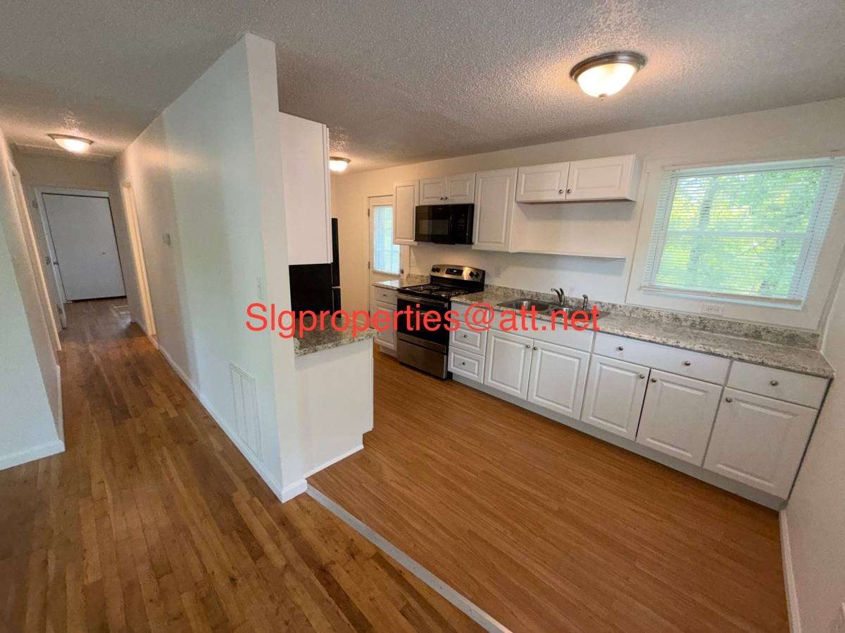 House for rent at 21 Kentucky Dr, Asheville, NC 28806