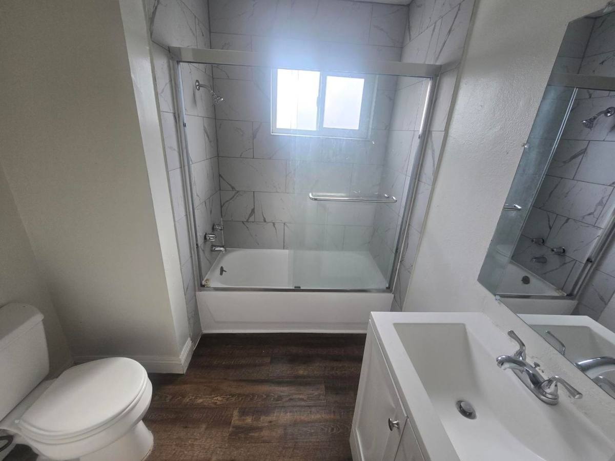 Apartment for rent at 17441 Koledo Lane, Huntington Beach, CA 92647