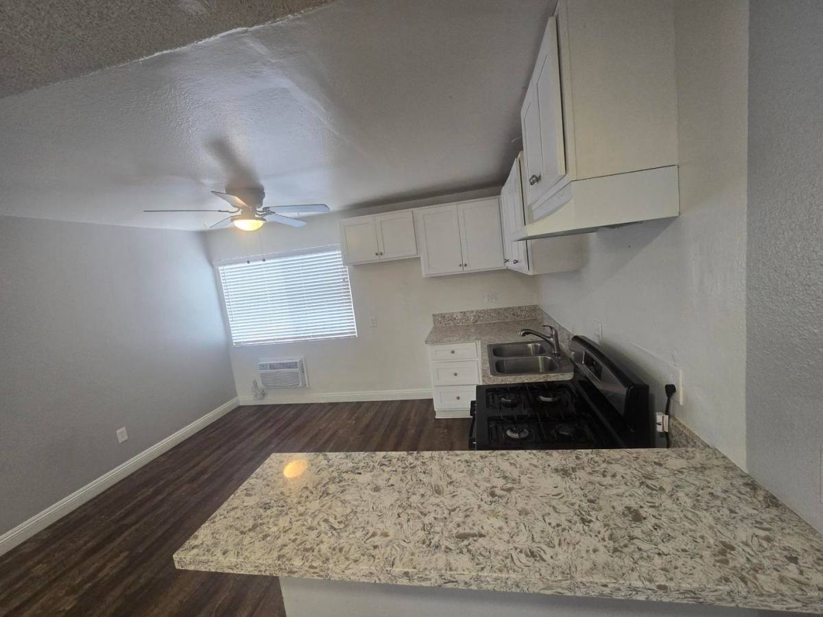 Apartment for rent at 17441 Koledo Lane, Huntington Beach, CA 92647