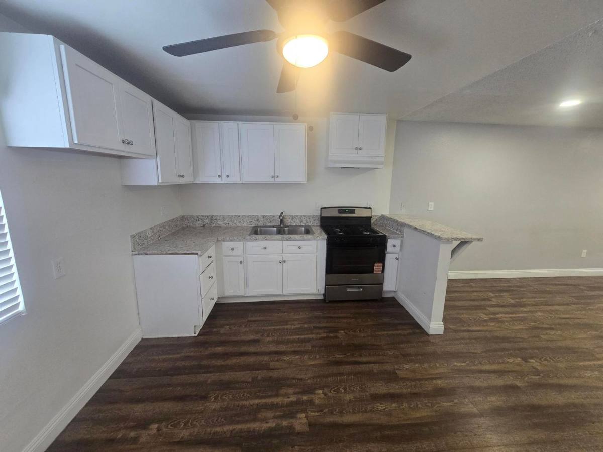 Apartment for rent at 17441 Koledo Lane, Huntington Beach, CA 92647
