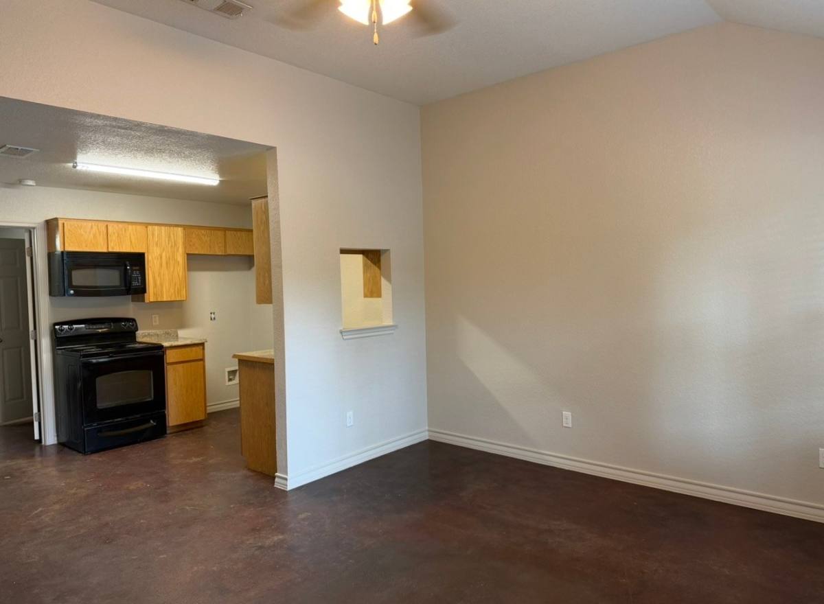 Townhouse for rent at 3312 N 25th St #A, Waco, TX 76708