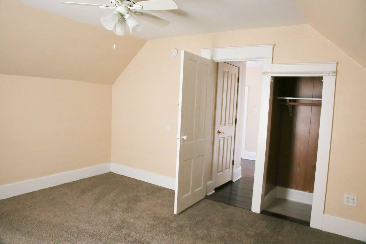 House for rent at 214 E Third St, Pella, IA 50219