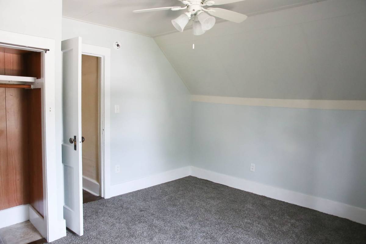 House for rent at 214 E Third St, Pella, IA 50219
