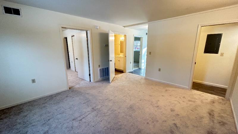 Apartment for rent at 807 Rainbow Dr #1, Schenectady, NY 12303