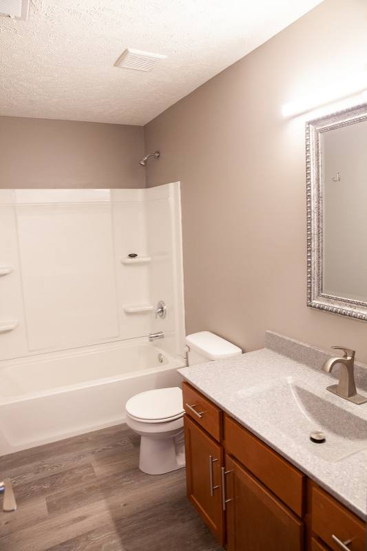 Apartment for rent at 1015 Johnstown Ave, Salina, KS 67401