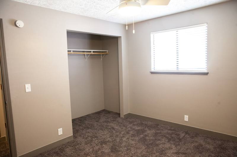 Apartment for rent at 1015 Johnstown Ave, Salina, KS 67401