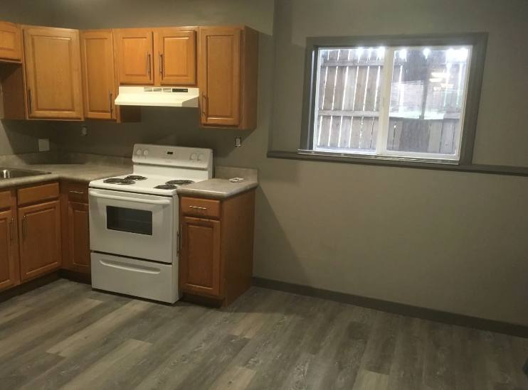 Apartment for rent at 1015 Johnstown Ave, Salina, KS 67401