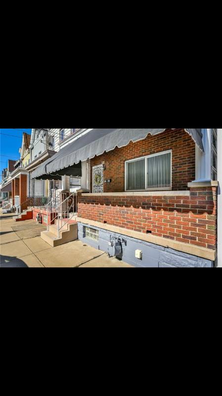 House for rent at 4307 Milgate St, Pittsburgh, PA 15224
