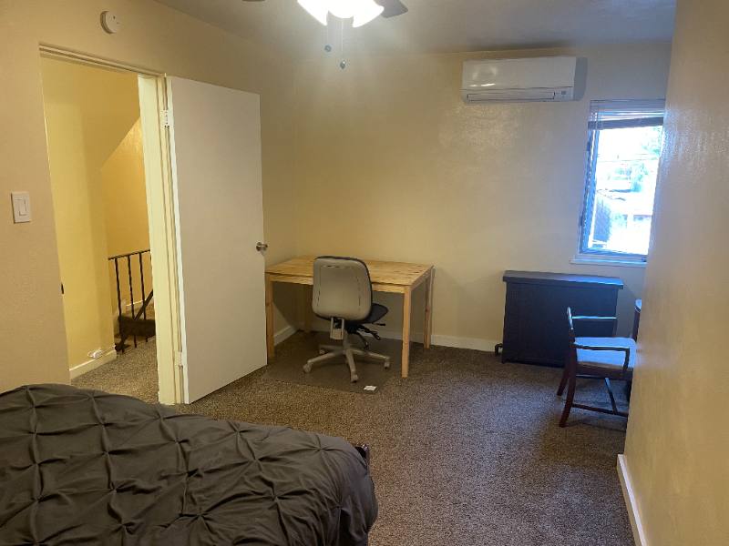 House for rent at 4307 Milgate St, Pittsburgh, PA 15224