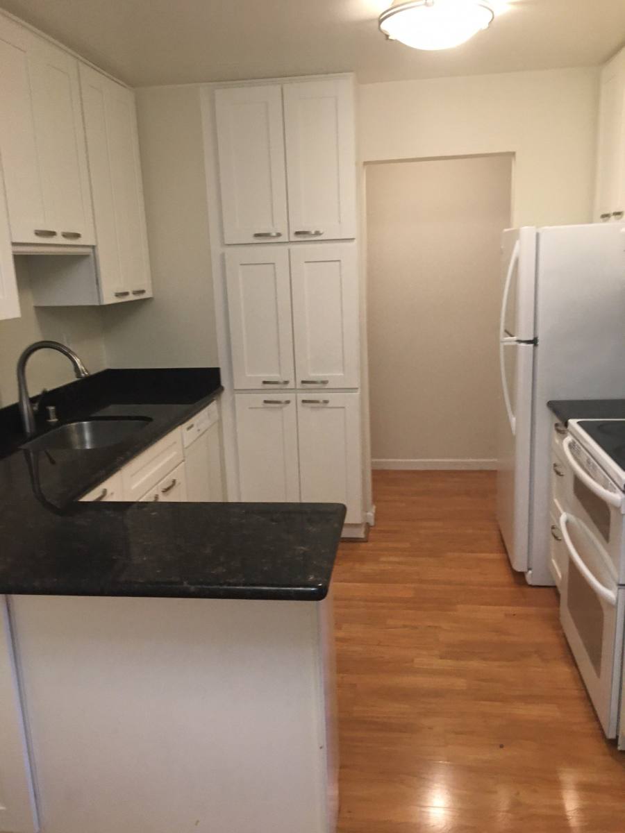 Apartment for rent at 1305 Blvd Way #105, Walnut Creek, CA 94595