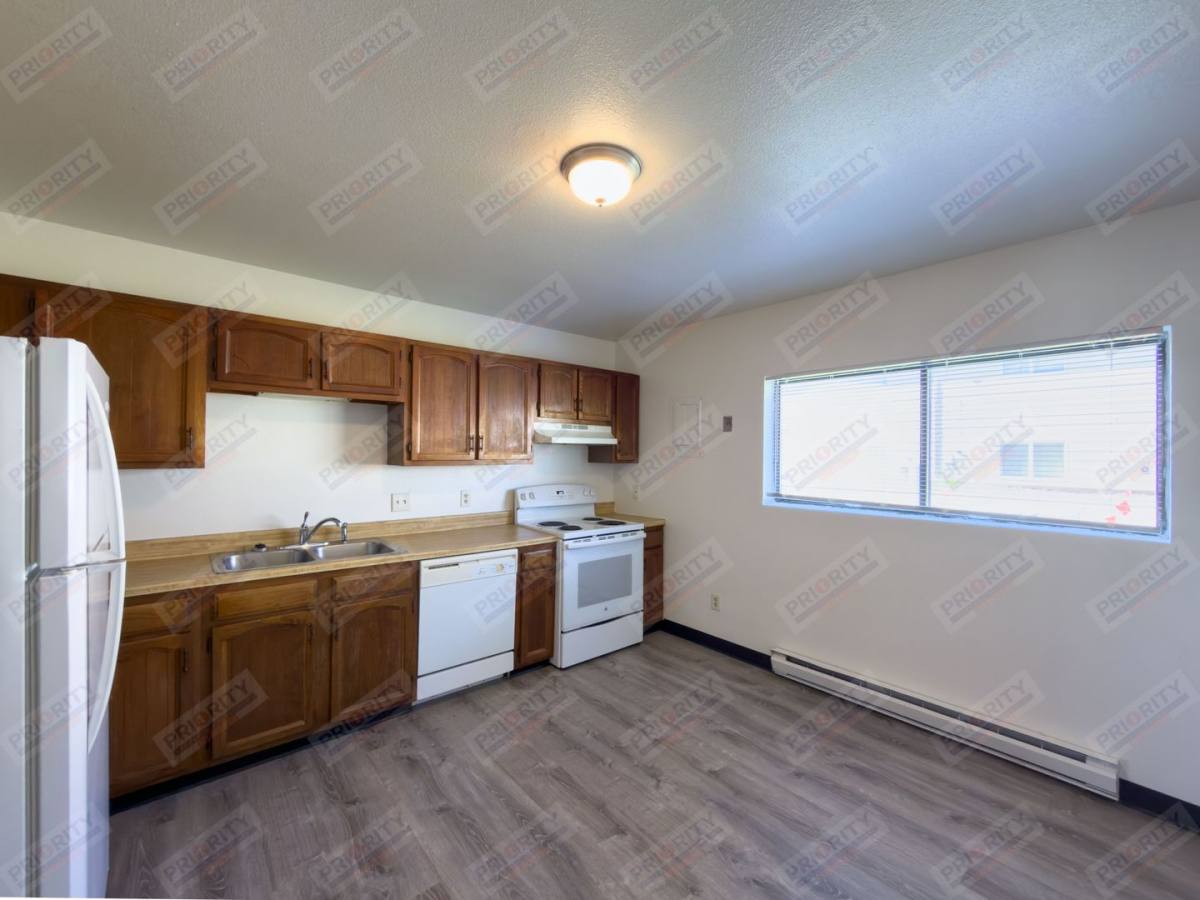 Apartment for rent at 1405 Eagles Nest Circle, Gillette, WY 82716