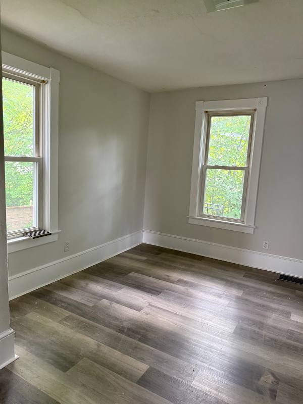 Apartment for rent at 209 W 3rd St #A, Niles, OH 44446