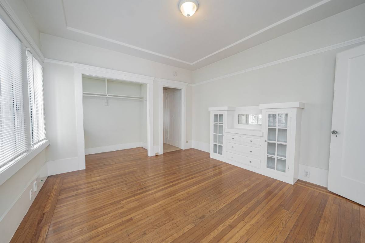 Apartment for rent at 4120 Emerald St, Oakland, CA 94609