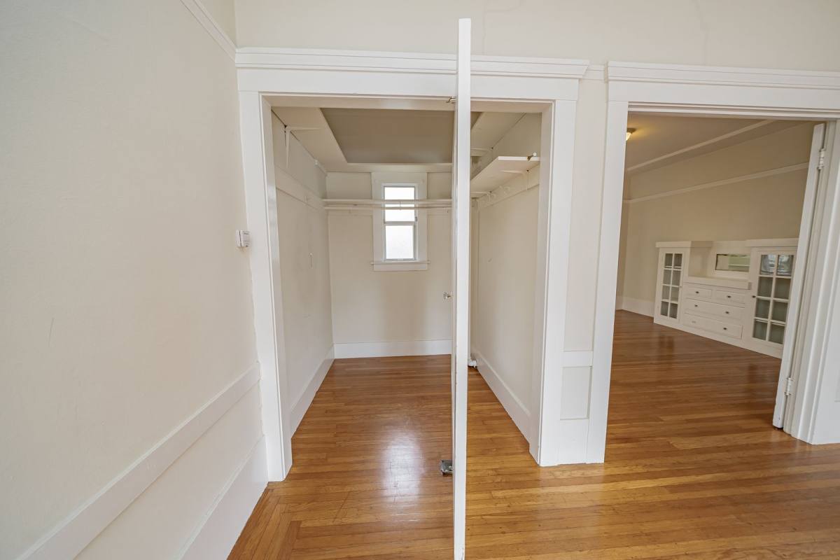 Apartment for rent at 4120 Emerald St, Oakland, CA 94609