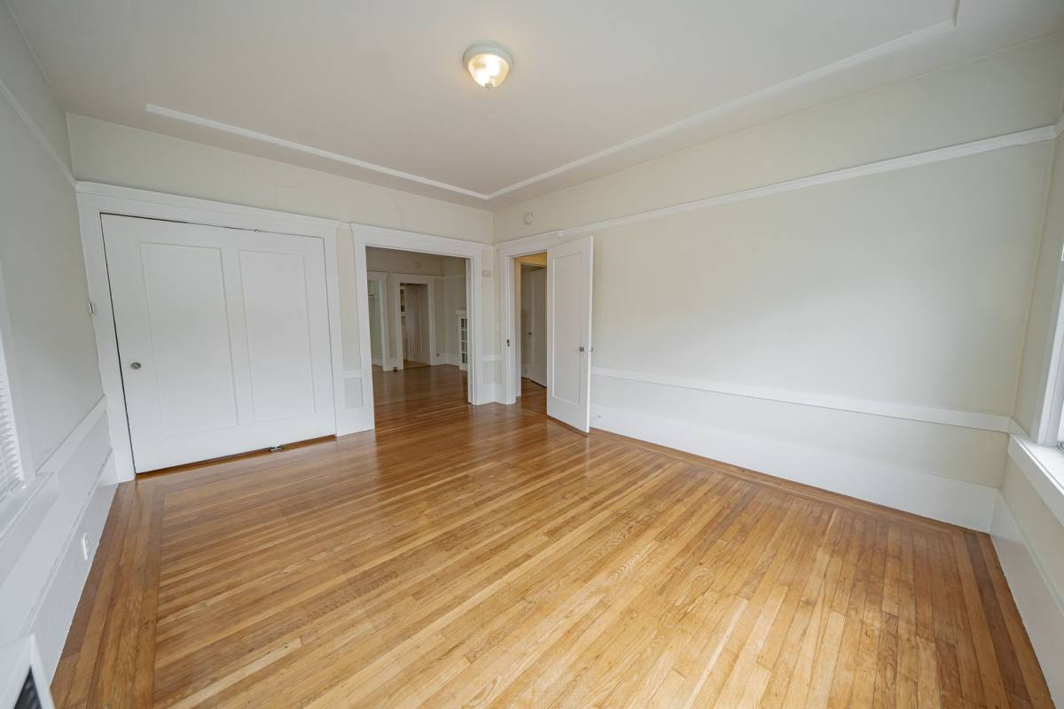 Apartment for rent at 4120 Emerald St, Oakland, CA 94609
