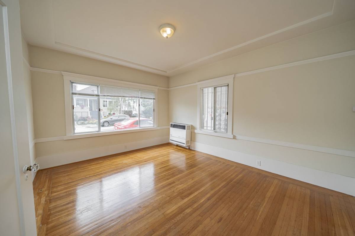 Apartment for rent at 4120 Emerald St, Oakland, CA 94609