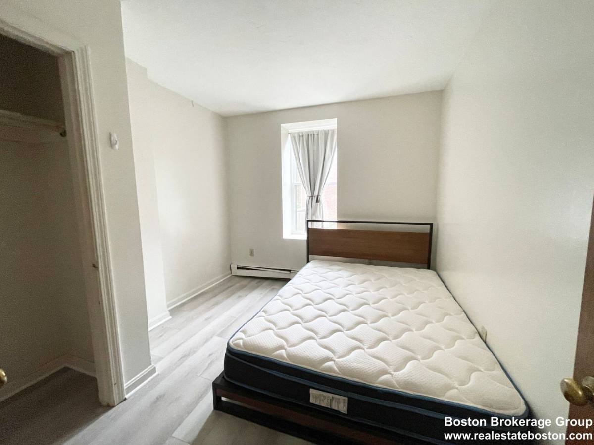 Apartment for rent at 84 Hammond St #2B, Roxbury Crossing, MA 02120