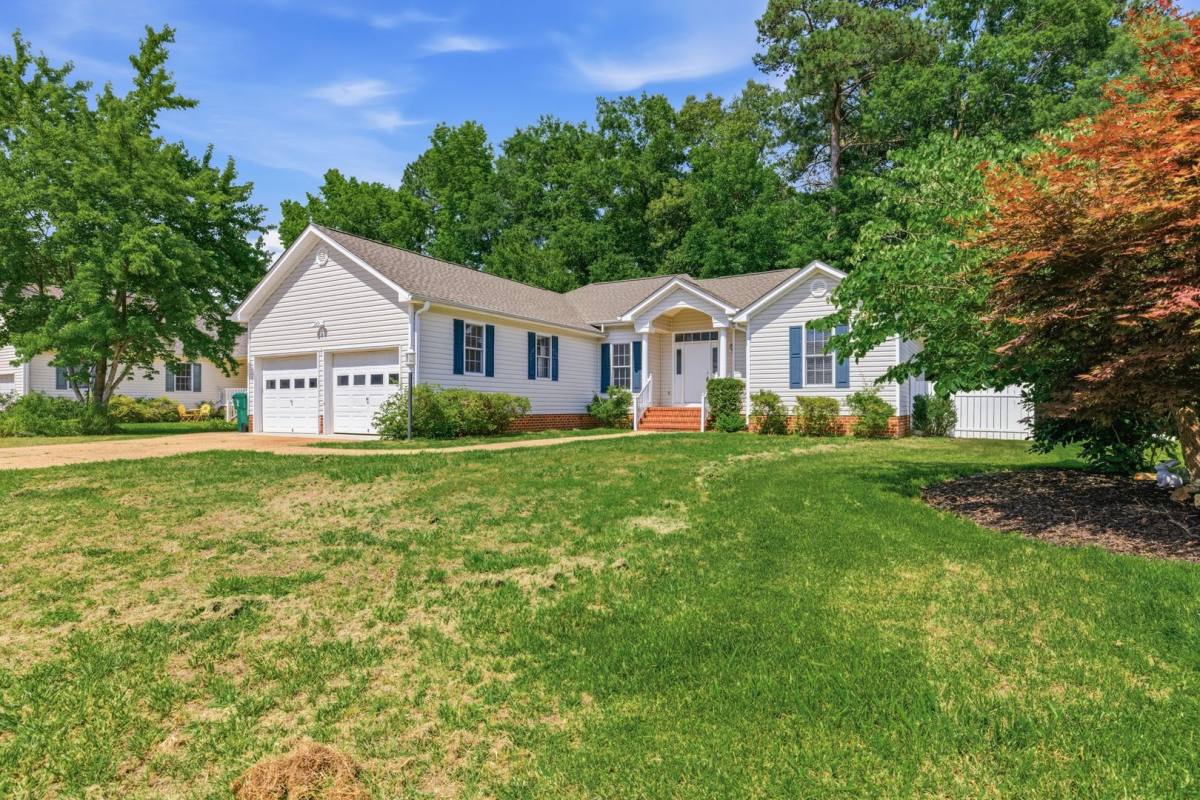 House for rent at 104 Brijidan Lane, Colonial Heights, VA 23834