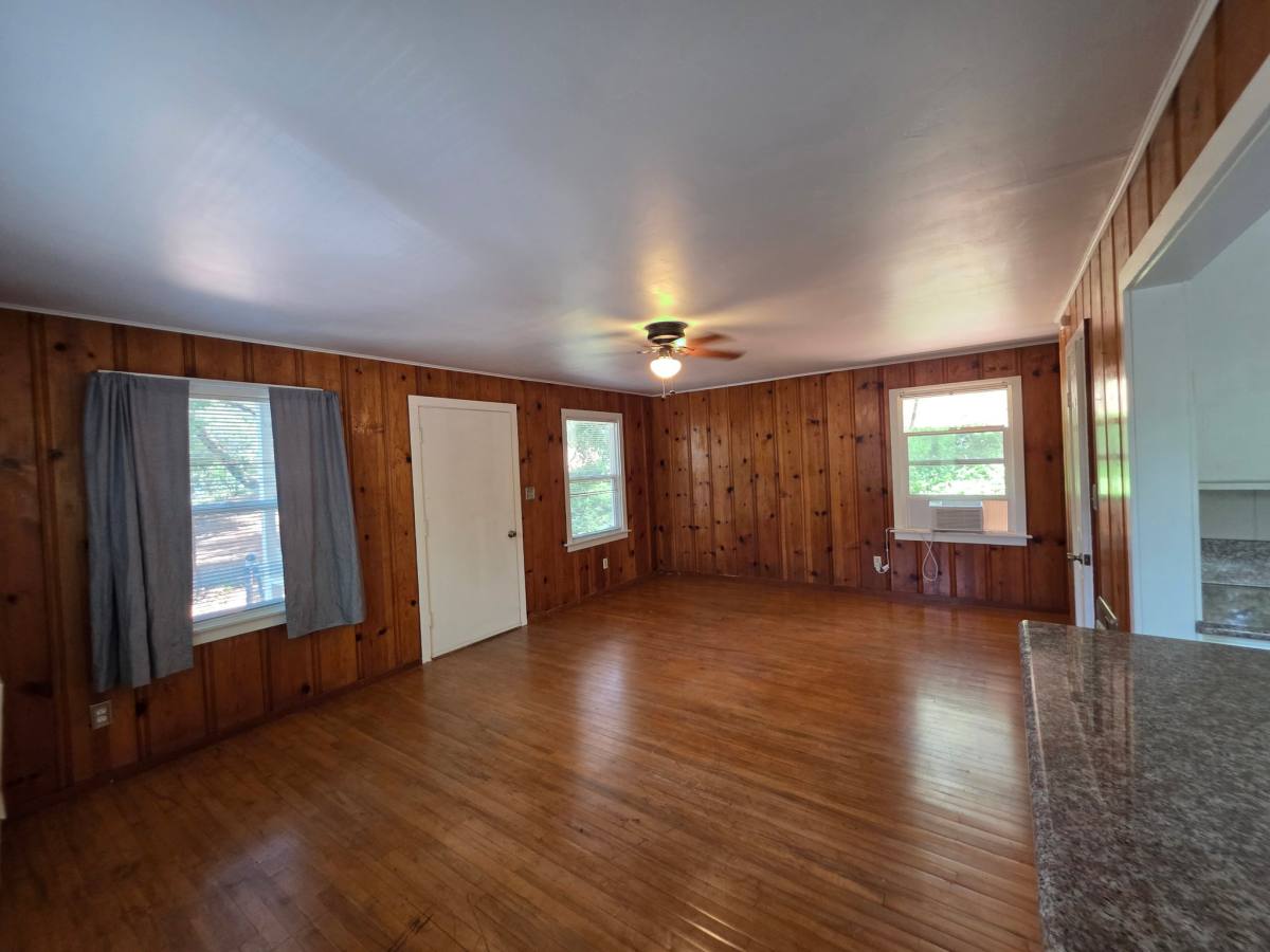 Apartment for rent at 16619 Old Stagecoach Rd, Applegate, CA 95703